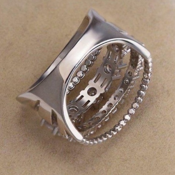 NEW 925 STERLING SILVER DIAMOND HALO RING - Picture 4 of 5